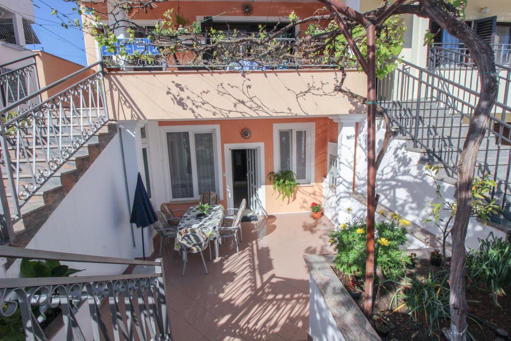 Apartments Sonja Ρόβινι Εξωτερικό φωτογραφία