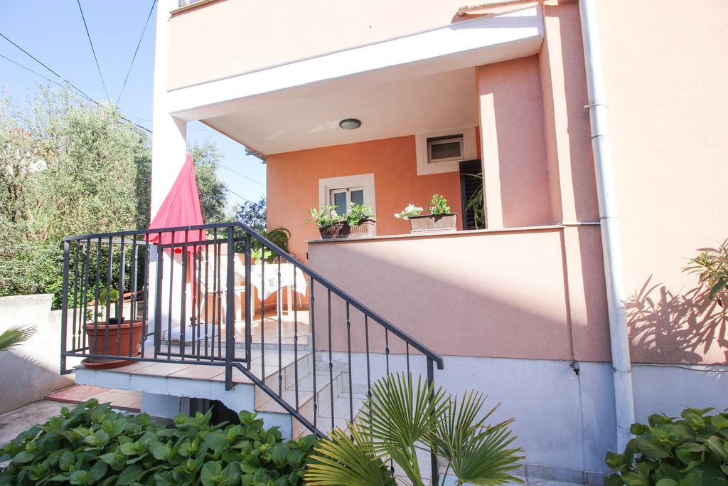 Apartments Sonja Ρόβινι Εξωτερικό φωτογραφία