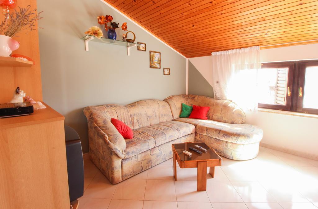 Apartments Sonja Ρόβινι Εξωτερικό φωτογραφία