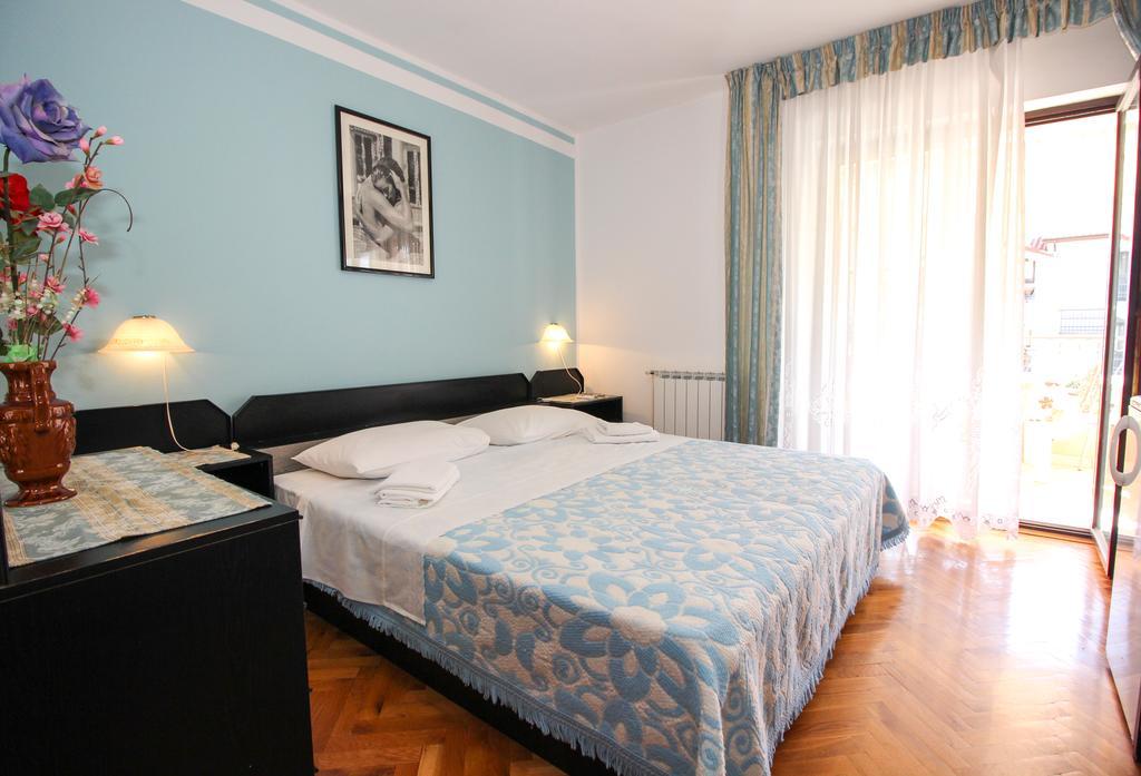 Apartments Sonja Ρόβινι Εξωτερικό φωτογραφία