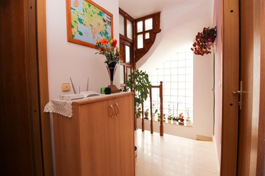 Apartments Sonja Ρόβινι Εξωτερικό φωτογραφία