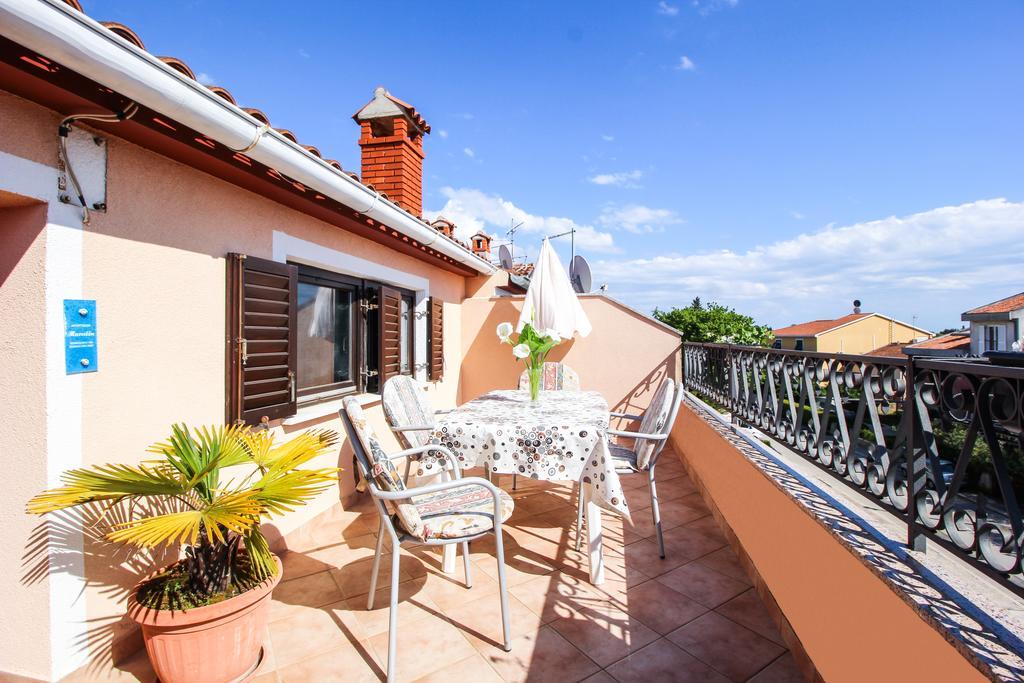 Apartments Sonja Ρόβινι Εξωτερικό φωτογραφία